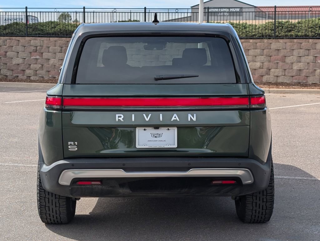 Used 2024 Rivian R1S Adventure AWD/4WD image 5