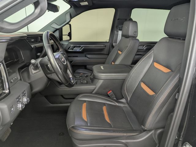 Used 2024 GMC Sierra 2500 AT4 w/ Technology Package AWD/4WD image 10