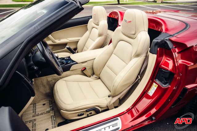 Used 2013 Chevrolet Corvette 427 w/ 1SB Preferred Equipment Group RWD image 5