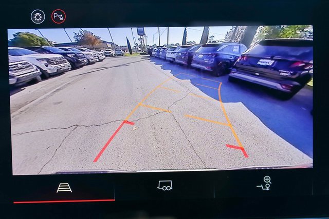 New 2026 GMC Canyon Elevation w/ Convenience Package image 24