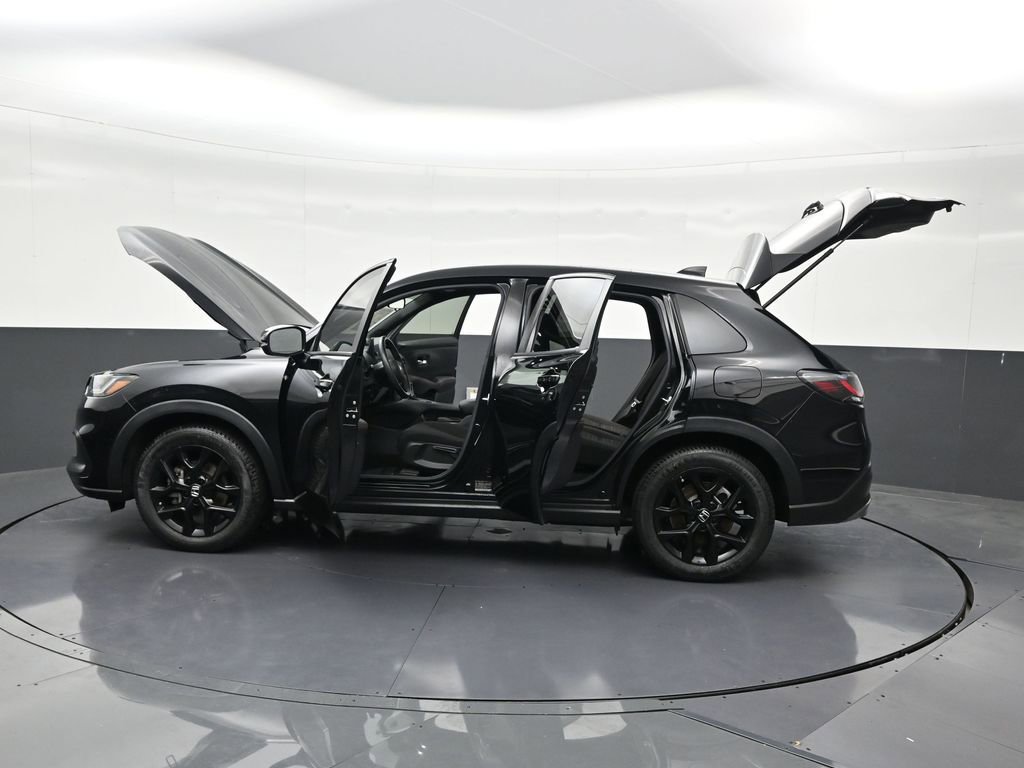 Used 2024 Honda HR-V Sport image 32