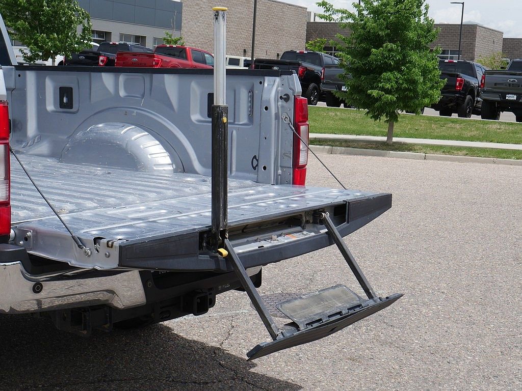 Used 2021 Ford F250 Lariat w/ Lariat Ultimate Package AWD/4WD image 70