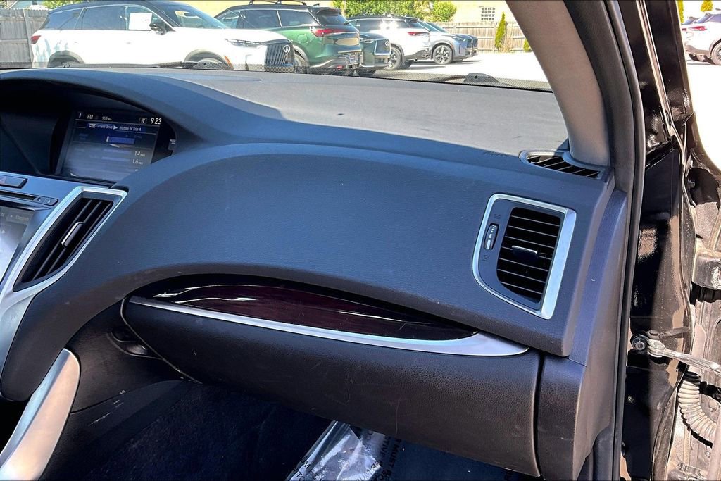 Used 2016 Acura TLX FWD image 24