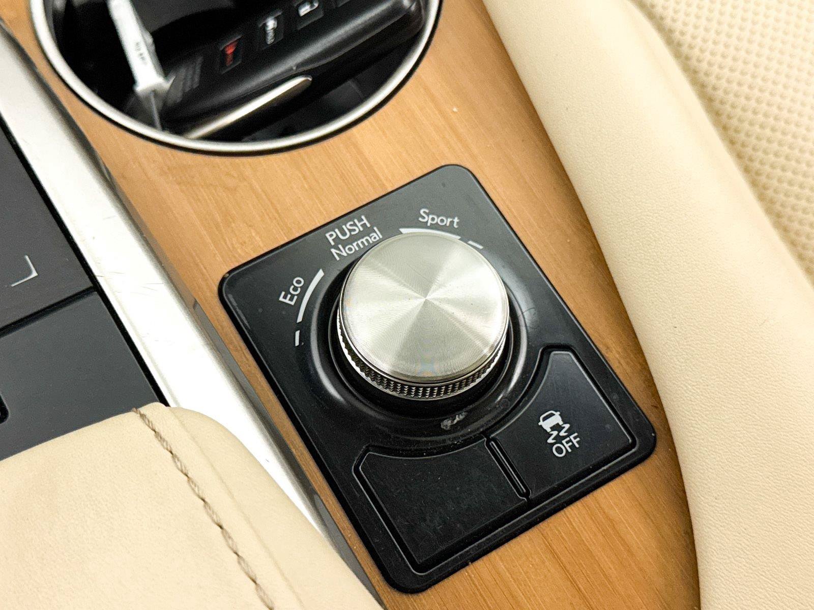 Used 2020 Lexus RX 350 FWD w/ Premium Package image 10