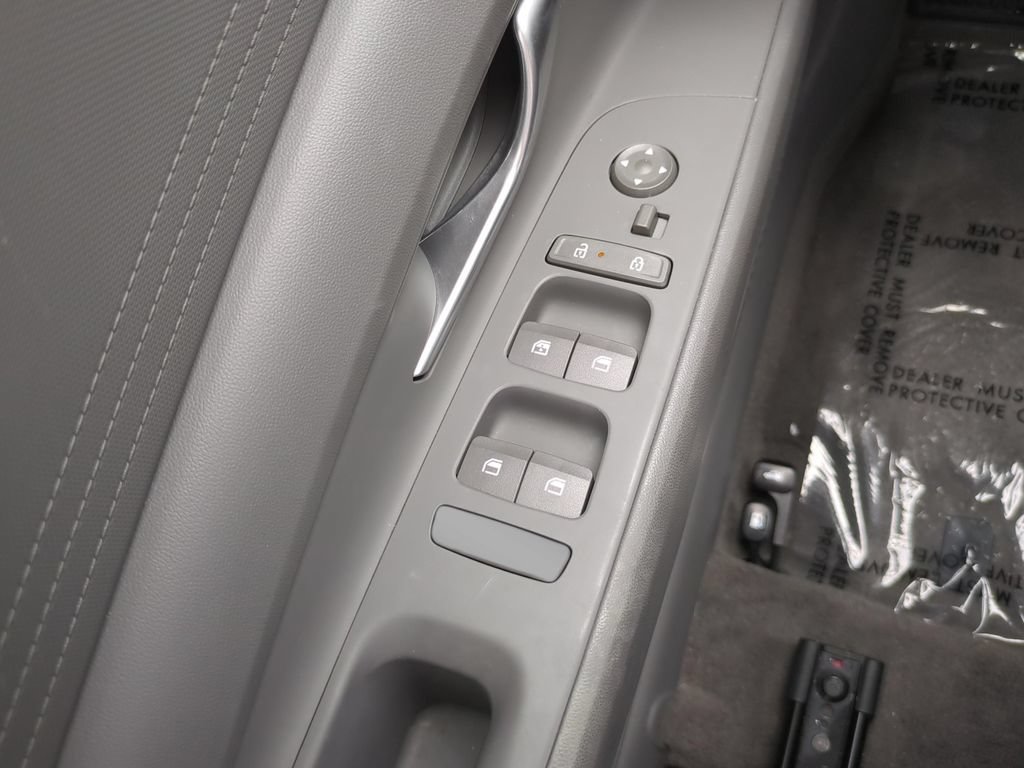 Certified 2024 Hyundai Elantra SEL FWD image 18