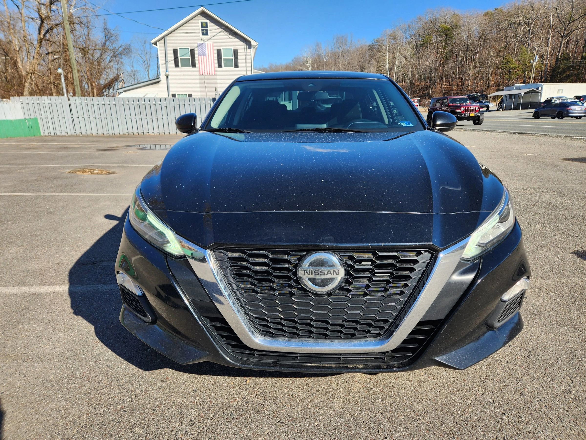 Used 2022 Nissan Altima 2.5 SV image 2