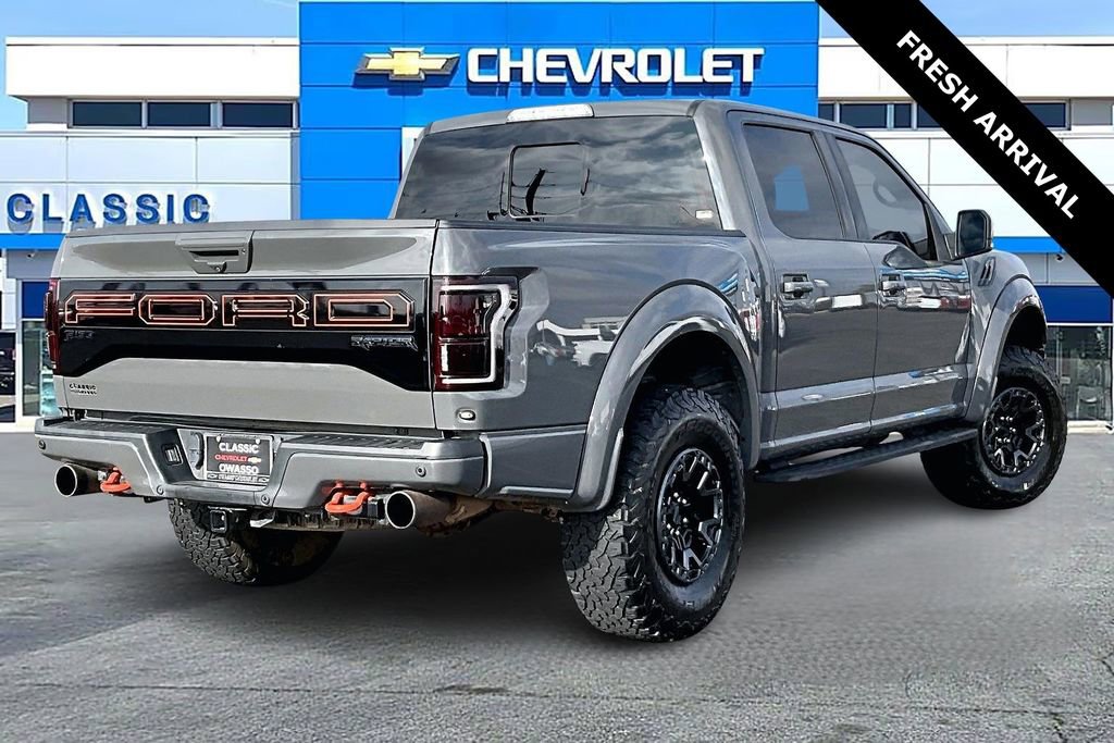 Used 2018 Ford F150 Raptor w/ Equipment Group 802A Luxury image 4