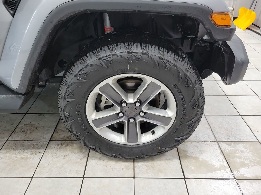 Used 2021 Jeep Wrangler Unlimited Sahara image 50