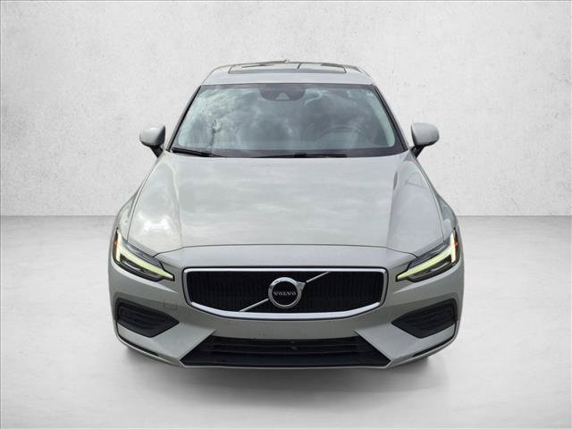 Used 2019 Volvo S60 T6 Momentum w/ Premium Package AWD/4WD image 2