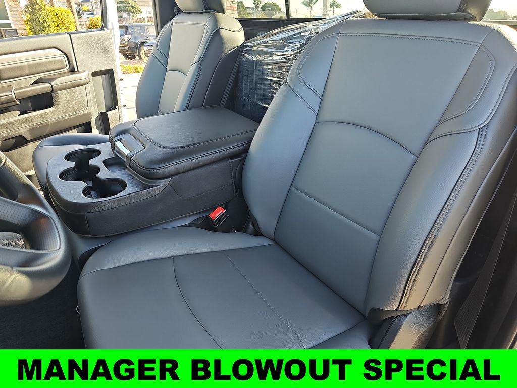 New 2026 RAM 3500 Tradesman AWD/4WD image 13