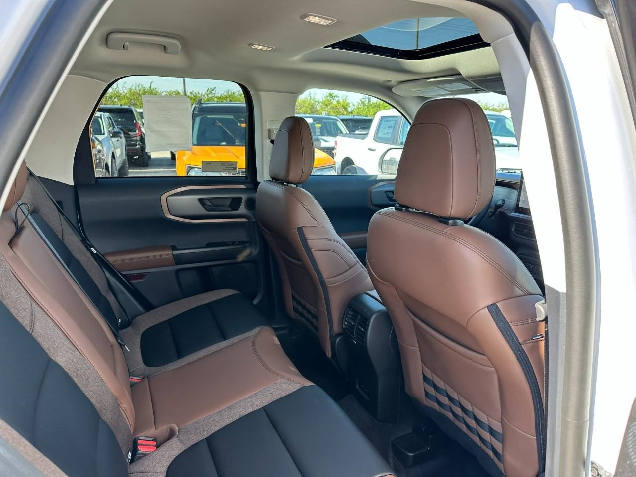 New 2026 Ford Bronco Sport Outer Banks w/ Outer Banks Tech Package+ AWD/4WD image 4