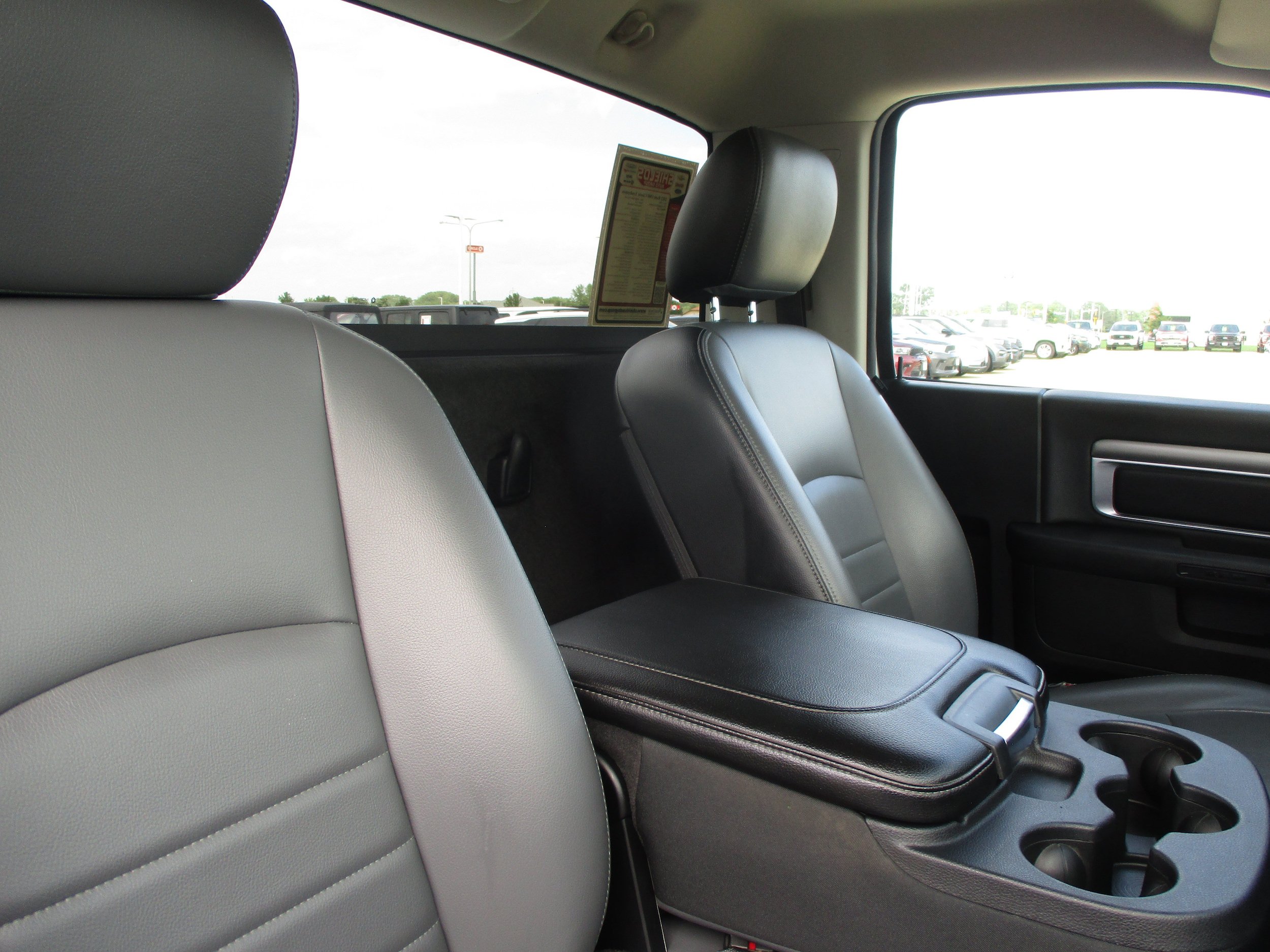 Used 2022 RAM 1500 Tradesman w/ Power & Remote Entry Group RWD image 25