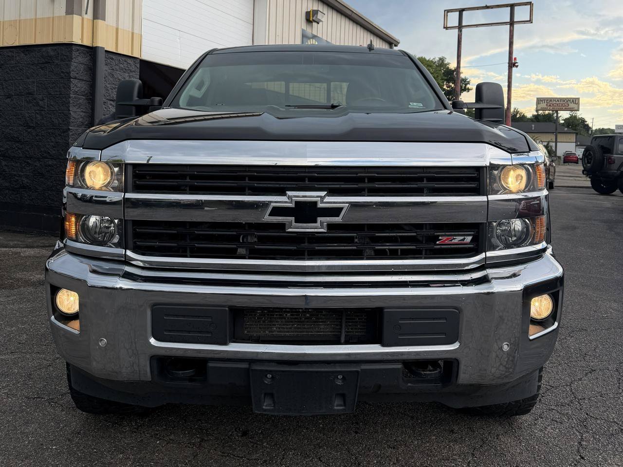 Used 2015 Chevrolet Silverado 2500 LTZ w/ Duramax Plus Package AWD/4WD image 8