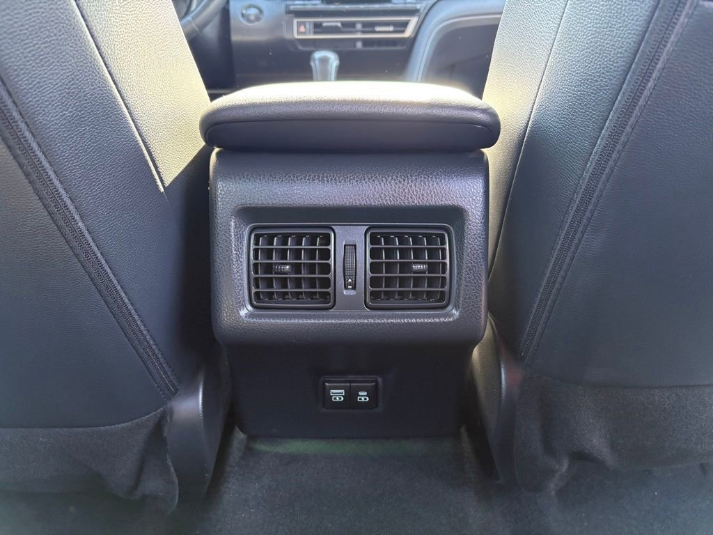 Certified 2025 Toyota Camry SE image 16