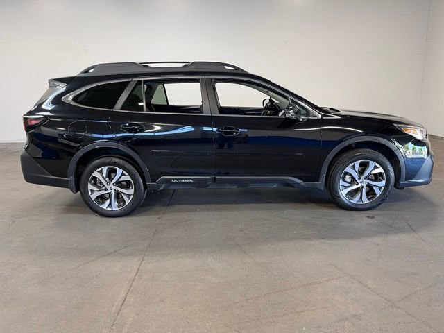 Used 2022 Subaru Outback Limited XT w/ Popular Package #2 AWD/4WD image 2