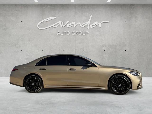 Used 2025 Mercedes-Benz S 580e 4MATIC Sedan image 17