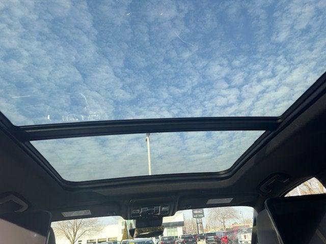 New 2026 GMC Yukon XL Elevation w/ Elevation Premium Package image 16