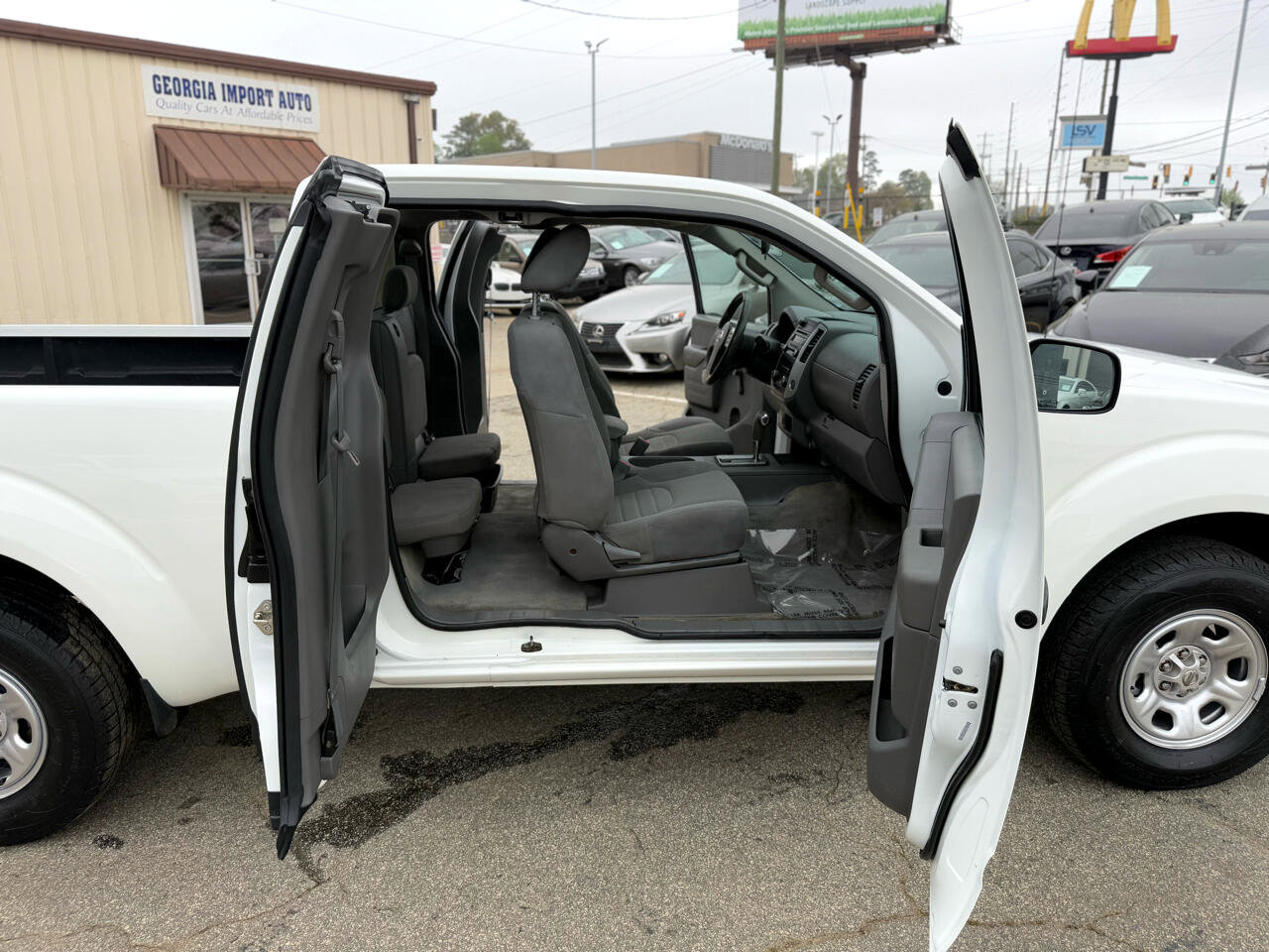 Used 2016 Nissan Frontier S image 29