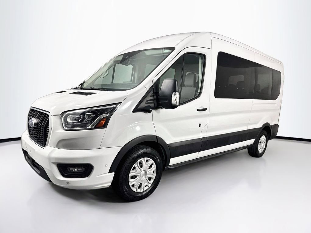 Used 2023 Ford Transit 350 XLT RWD image 3