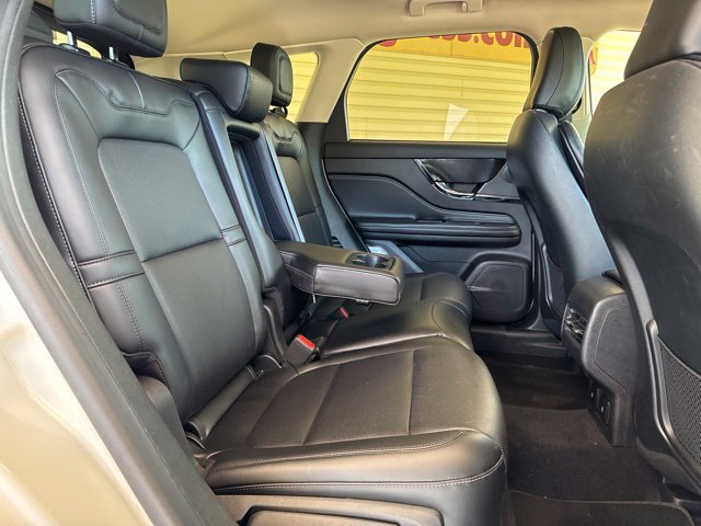 Used 2023 Lincoln Corsair AWD w/ Equipment Group 101A image 29