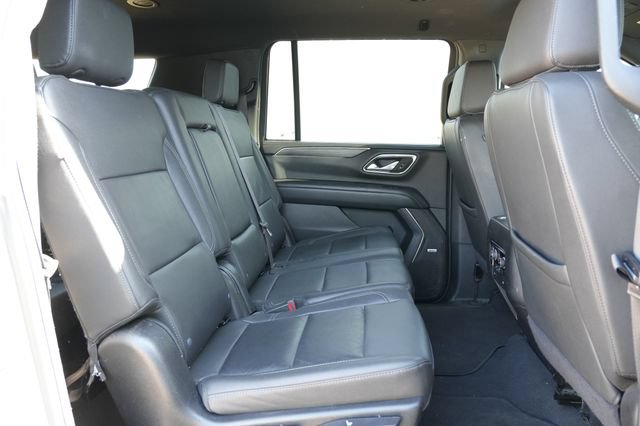 Used 2024 Chevrolet Suburban LT AWD/4WD image 25