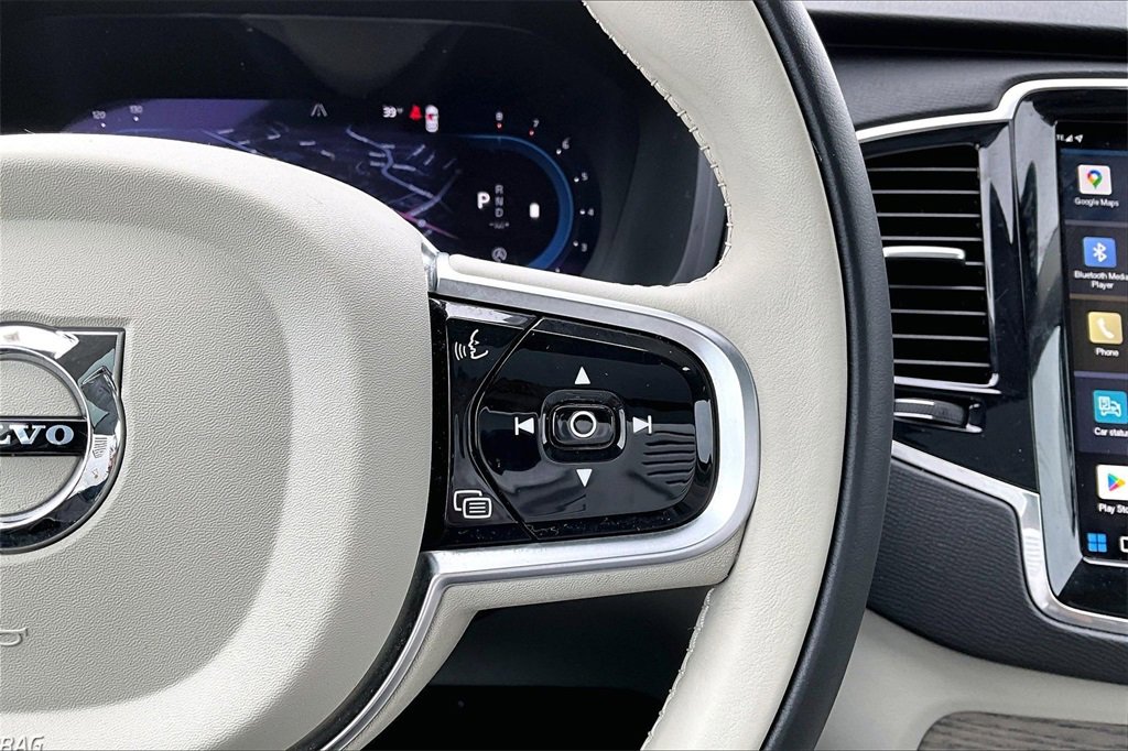 Used 2024 Volvo XC90 B5 Plus w/ Protection Package image 12