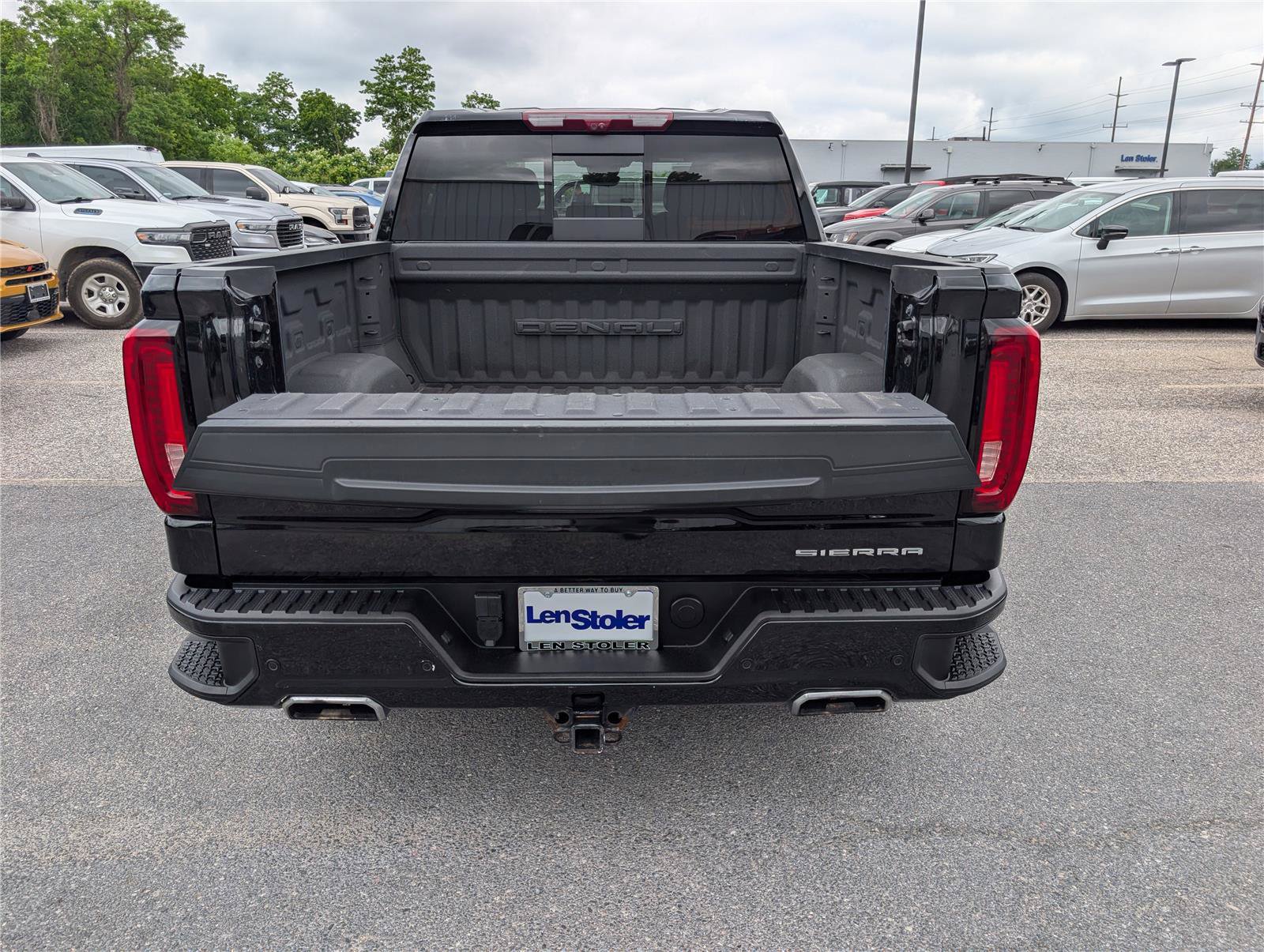Used 2023 GMC Sierra 1500 Denali w/ Denali Reserve Package AWD/4WD image 13