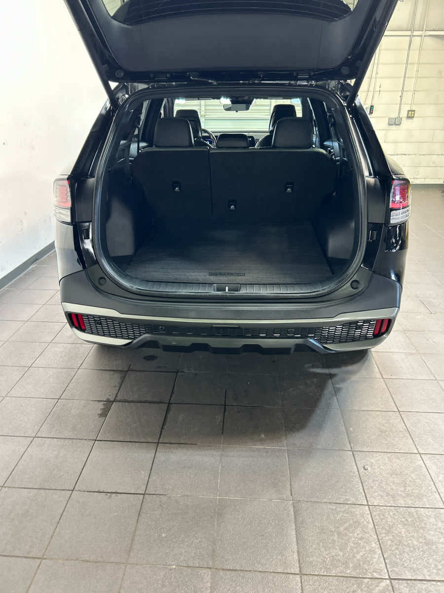 Used 2023 Kia Sportage X-Line w/ X-Line Premium Package AWD/4WD image 11