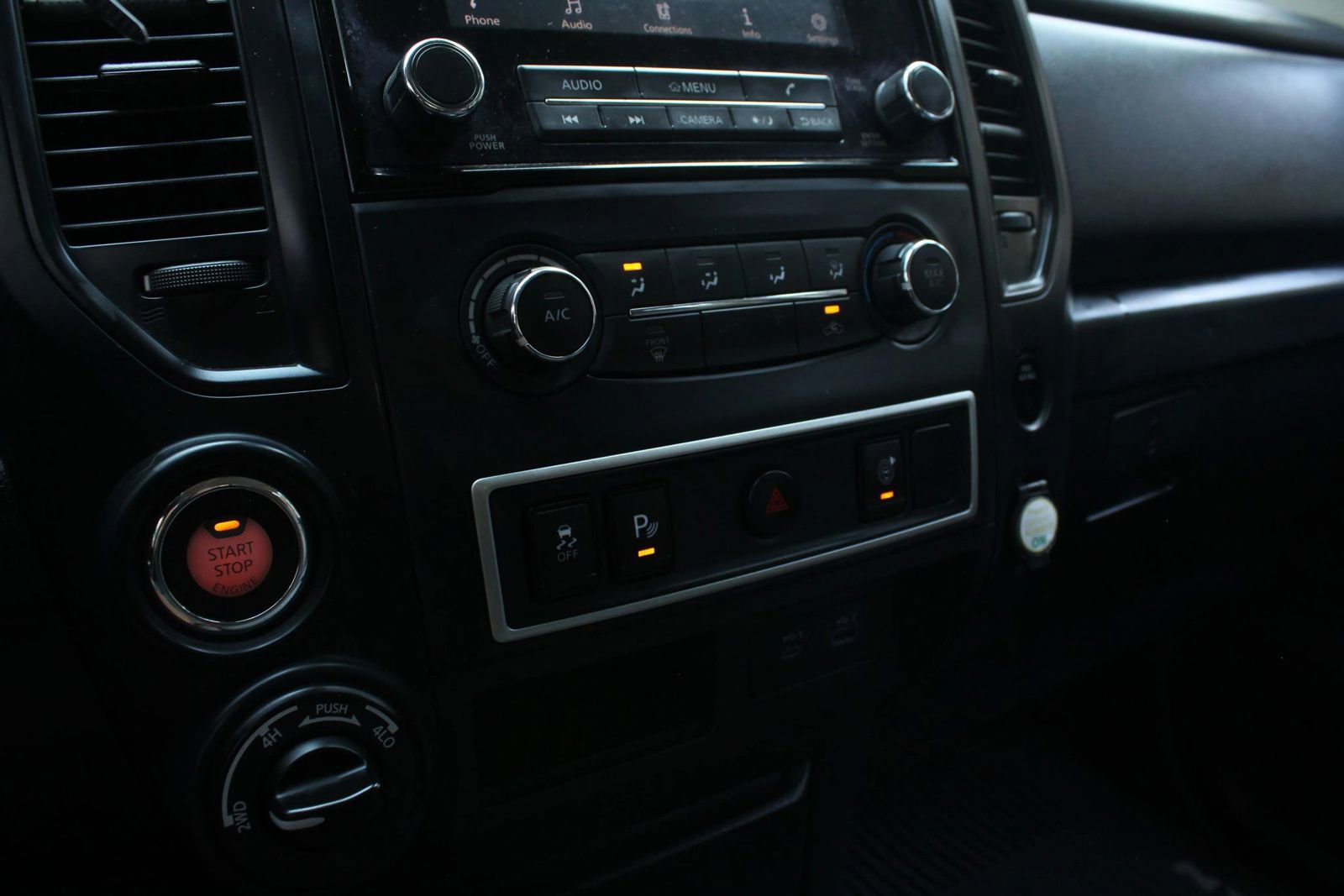 Used 2022 Nissan Titan S w/ S Utility Package image 30