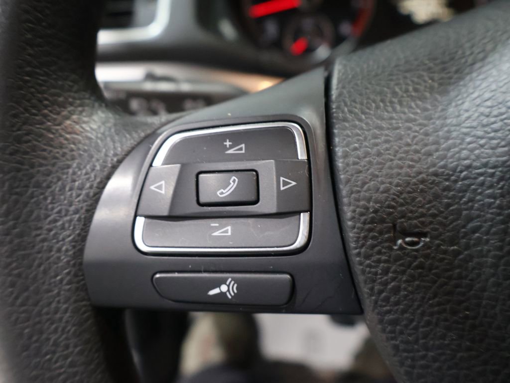 Used 2015 Volkswagen Passat 1.8T S image 29