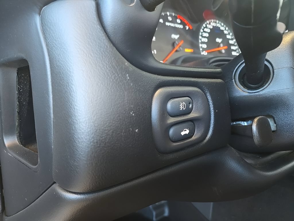 Used 2003 Chevrolet Corvette Convertible w/ Preferred Equipment Group1 RWD image 13