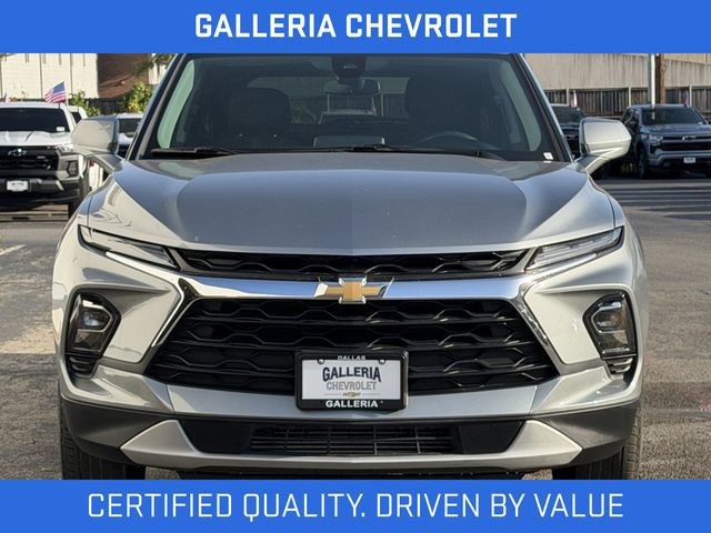 Used 2026 Chevrolet Blazer LT FWD image 3