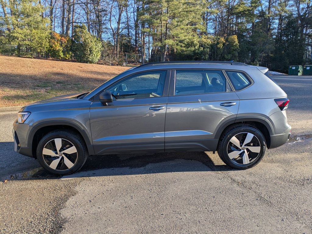 New 2026 Volkswagen Taos S image 7