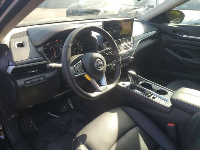 Certified 2023 Nissan Altima 2.5 SR w/ SR Premium Package AWD/4WD image 13