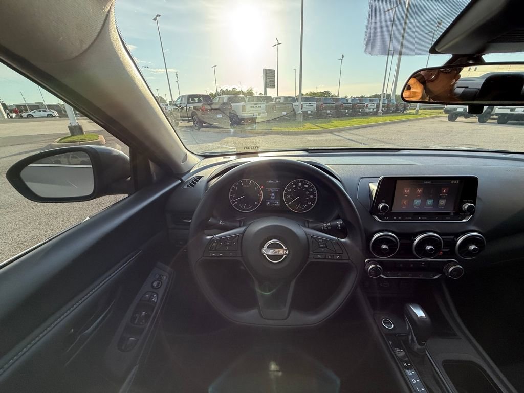 Used 2025 Nissan Sentra S image 28
