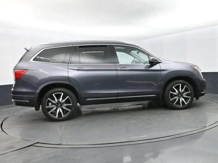 Used 2022 Honda Pilot Touring image 4