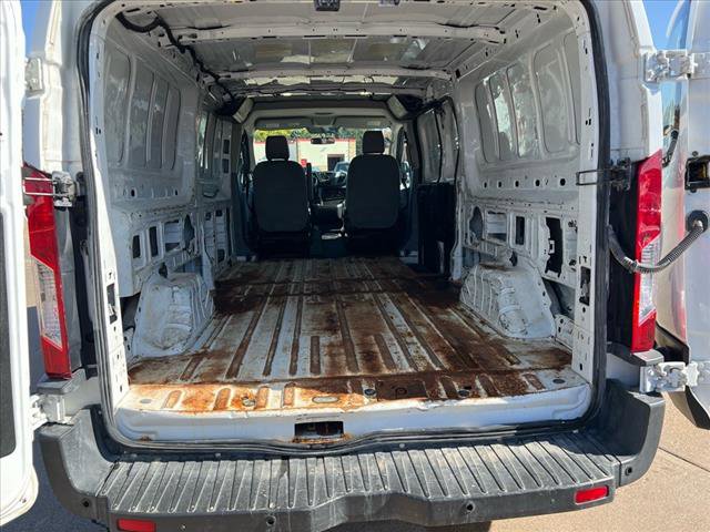 Used 2017 Ford Transit 250 XL RWD image 5