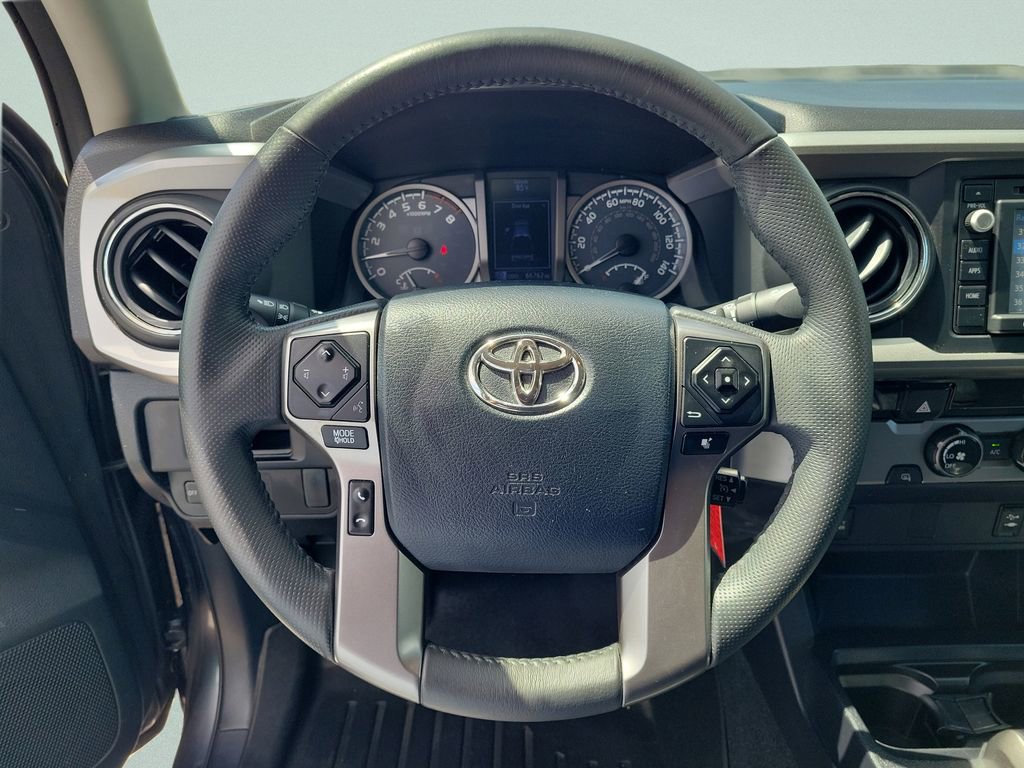 Used 2017 Toyota Tacoma SR5 w/ Tow Package image 15