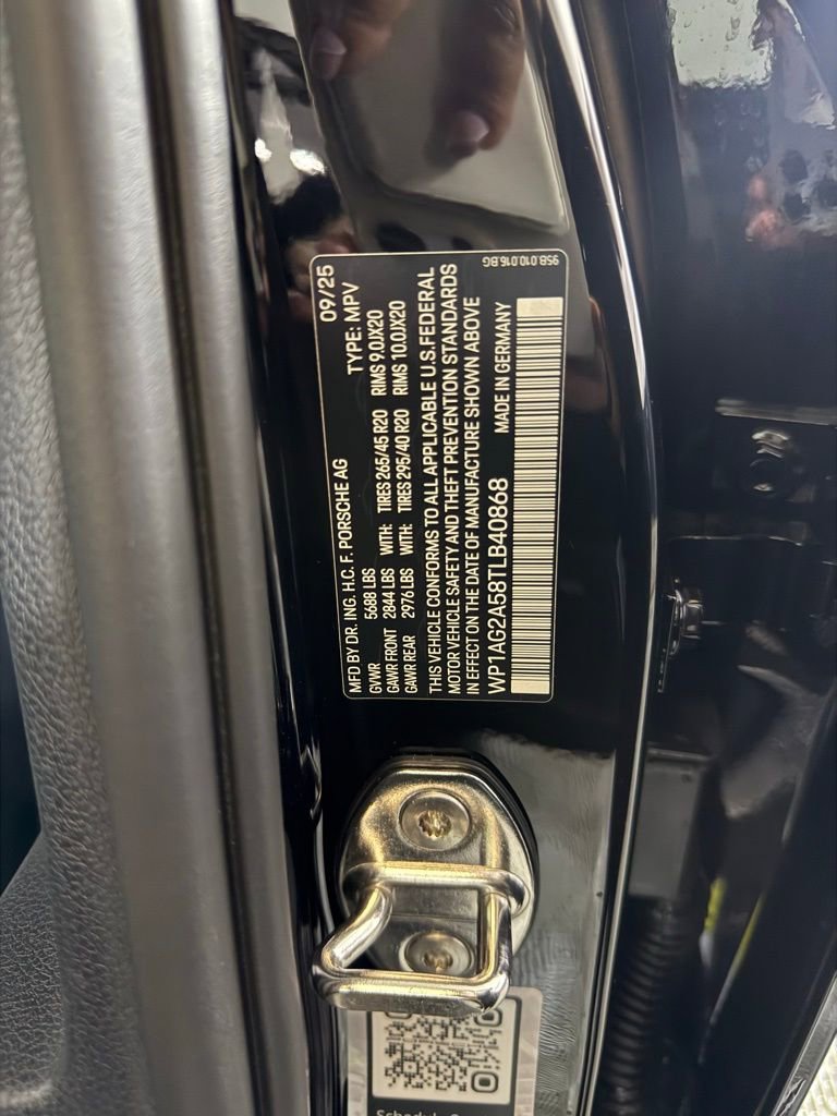 Used 2026 Porsche Macan S image 25
