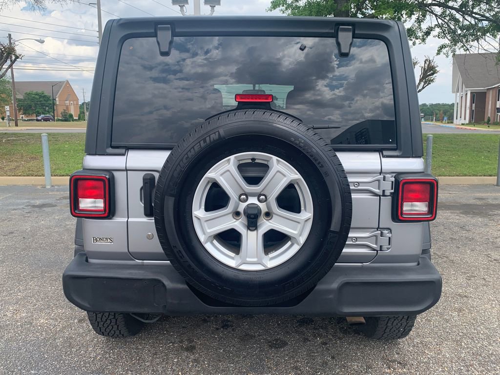 Used 2019 Jeep Wrangler Unlimited Sport S AWD/4WD image 6