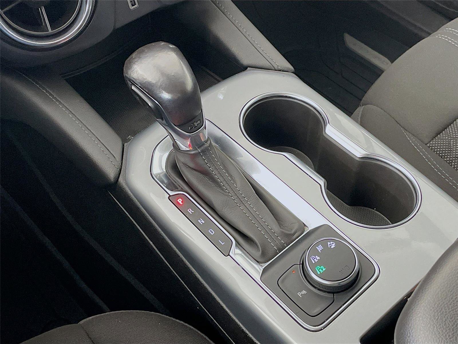 Used 2020 Chevrolet Blazer LT image 19