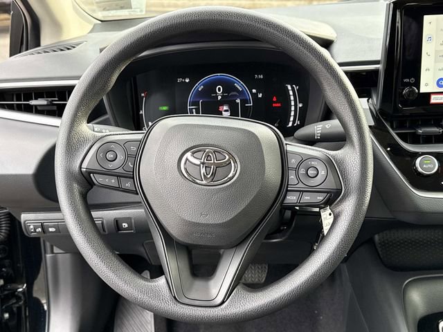 Used 2026 Toyota Corolla LE image 18