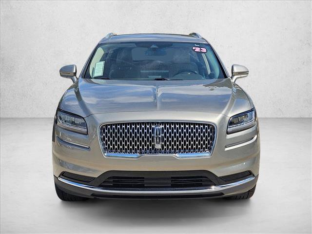 Used 2023 Lincoln Nautilus FWD image 2