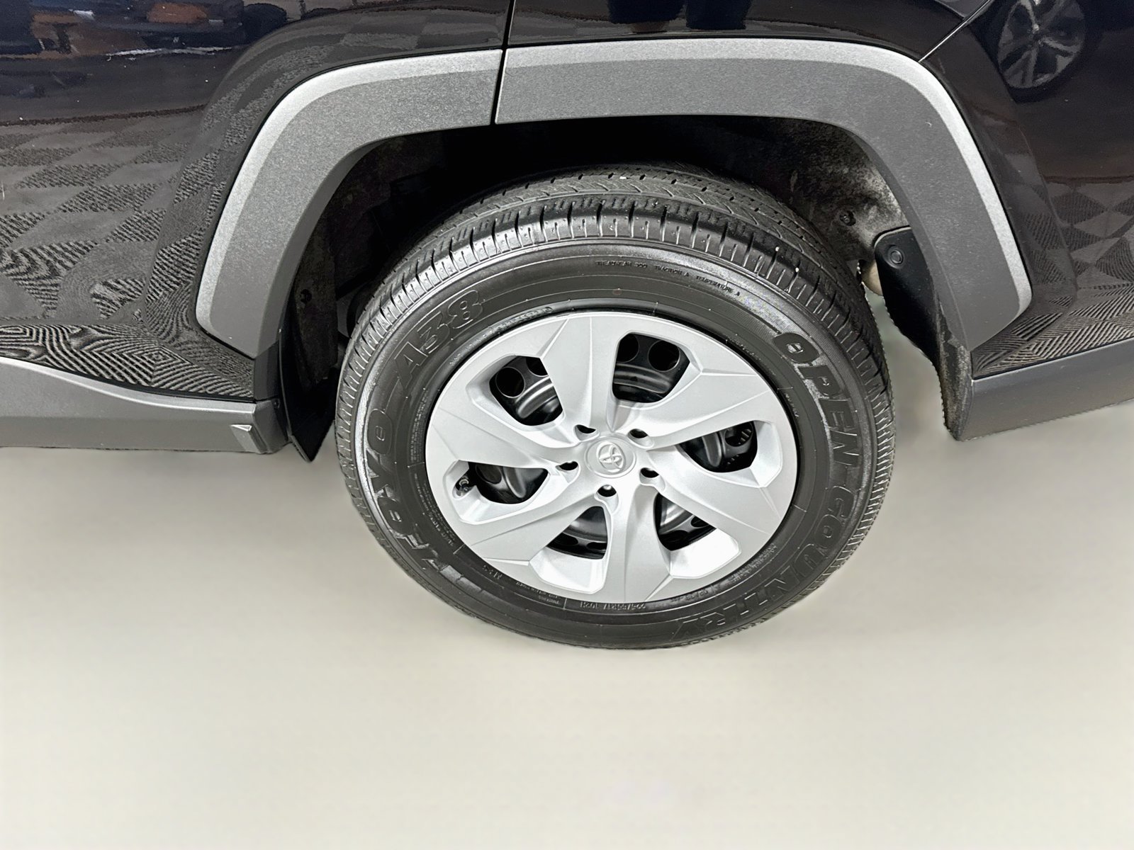 Certified 2025 Toyota RAV4 LE AWD/4WD image 26
