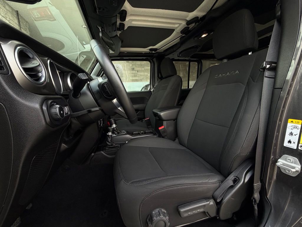 Used 2018 Jeep Wrangler Unlimited Sahara w/ Dual Top Group image 6