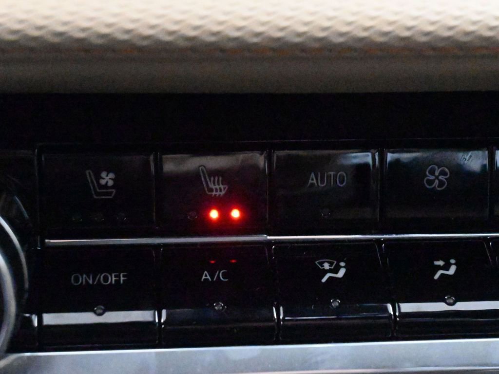 New 2026 Chevrolet Equinox ACTIV w/ Convenience Package III image 23