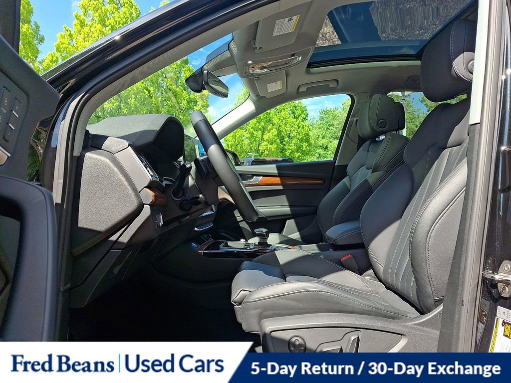 Used 2023 Audi Q5 e Premium w/ Convenience Package AWD/4WD image 14
