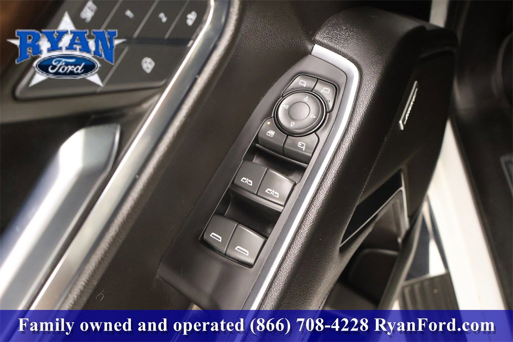 Used 2022 GMC Sierra 1500 SLT w/ SLT Convenience Package image 28