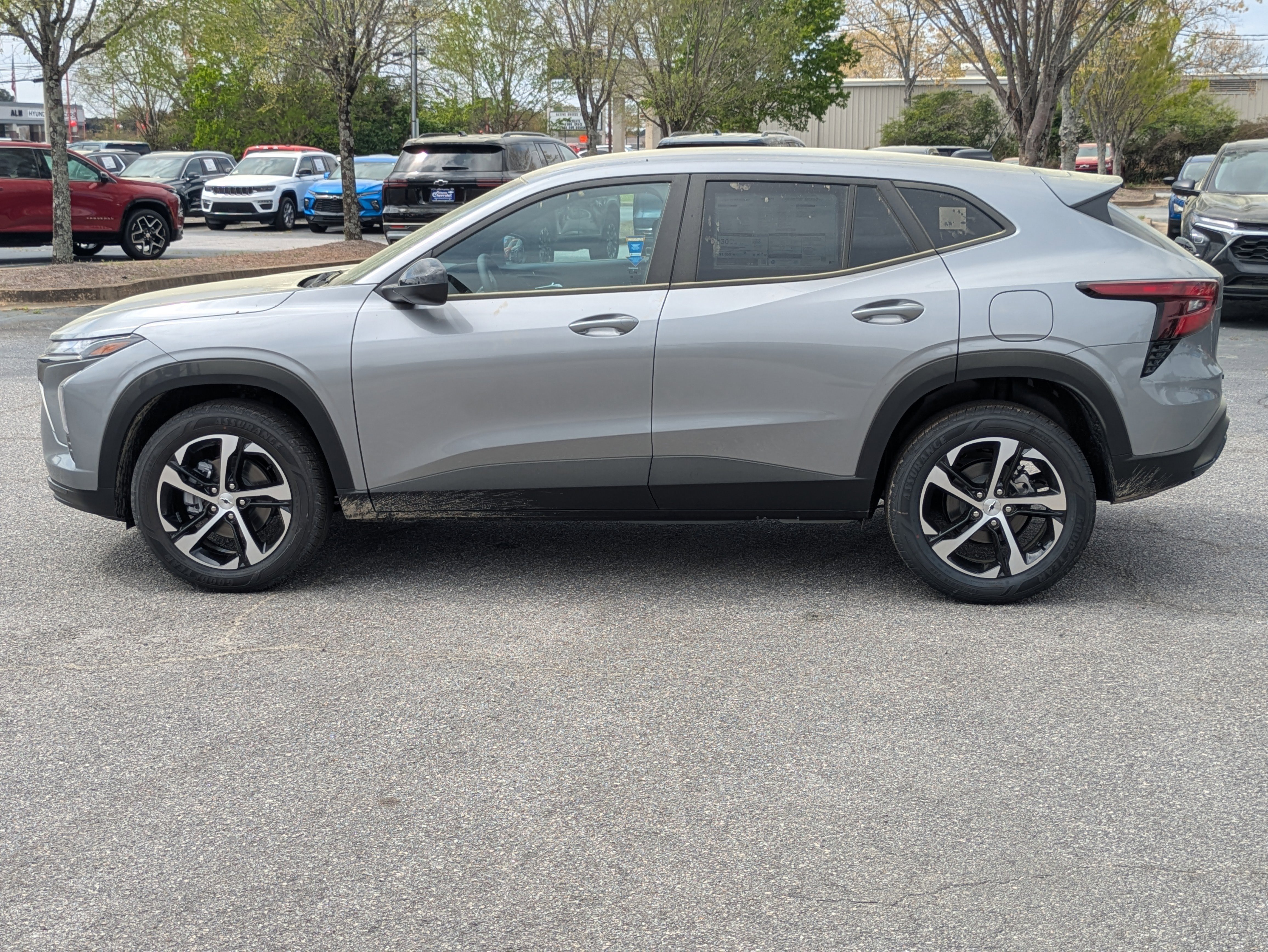 New 2026 Chevrolet Trax RS image 7