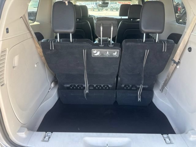 Used 2021 Chrysler Pacifica Touring-L FWD image 28